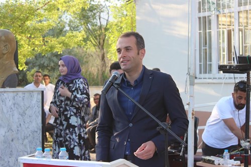 Kaymakamımız Sayın İsmail DEMİR, Tuğrulbey Anadolu Lisesi'nin mezuniyet törenine katıldı.