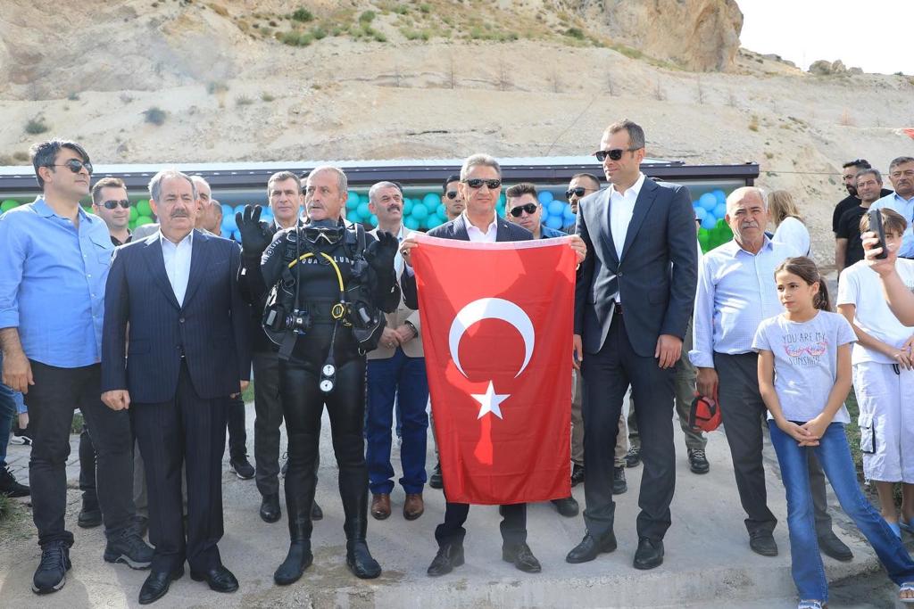 Kaymakamımız Sayın İsmail DEMİR, 1. Adilcevaz Su Sporları Şenliğine katıldı.